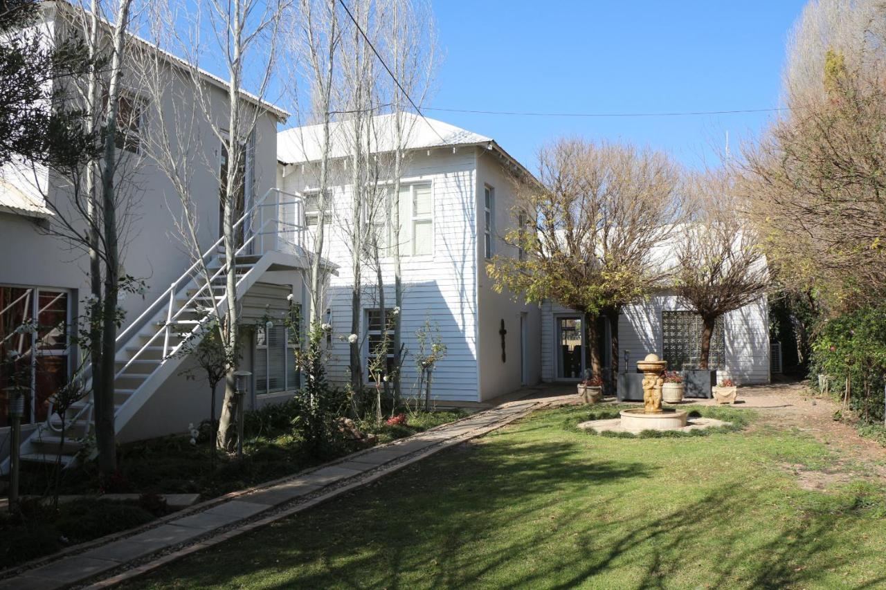 Indigo Moon Pensión Lichtenburg Exterior foto