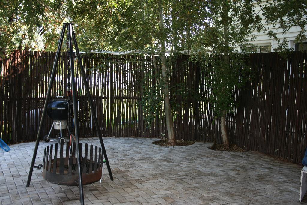 Indigo Moon Pensión Lichtenburg Exterior foto