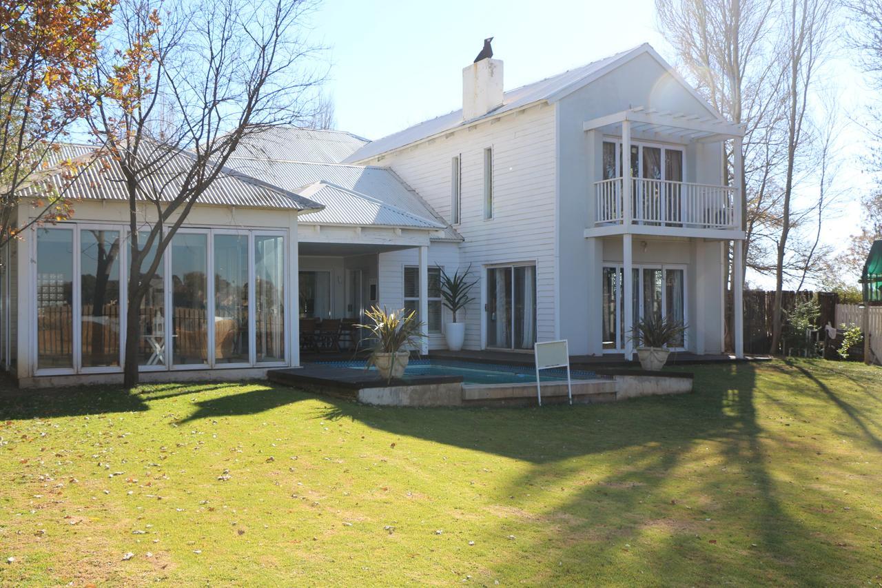 Indigo Moon Pensión Lichtenburg Exterior foto