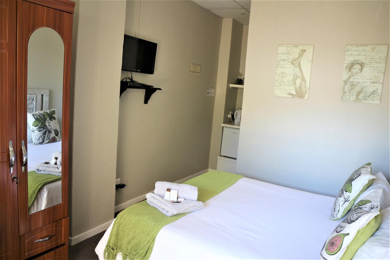 Indigo Moon Pensión Lichtenburg Exterior foto